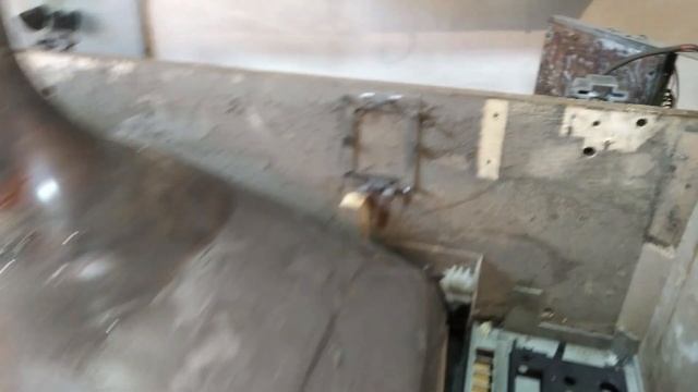 ТЕЛЕВИЗОР "Кварц 61ТЦ-310Д" разбор на медь и ценные радиодетали. ТЕЛЕВИЗОР В МЕТАЛЛОЛОМ.ПОИСК МЕДИ! смотреть онлайн