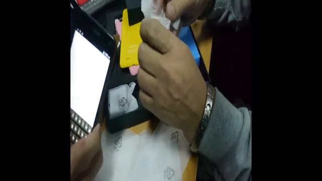 World Phone 4U смотреть онлайн