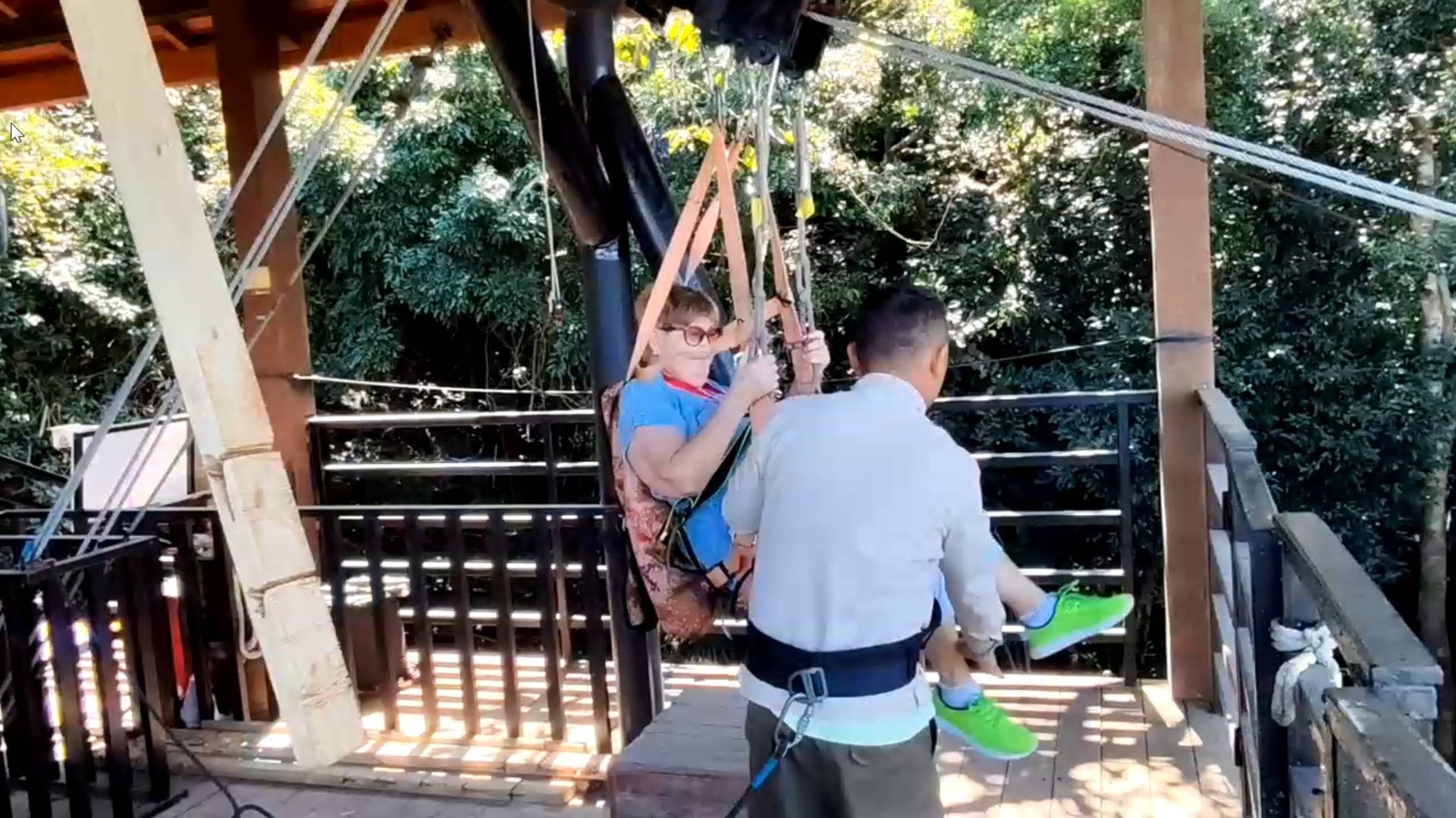 Санья Парк Ялонгбэй.Зип-лайн сломался.