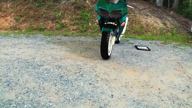 Boujou 5 motion tracking, bike in Cinema 4D and compose in AE смотреть онлайн