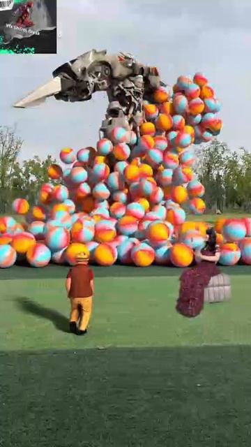 The mascot vibrato assistant placed on the football field is popular | Satisfying Video VFX смотреть онлайн