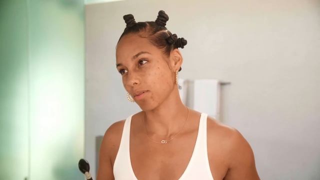 Cult Beauty - KEYS SOULCARE - Obsidian Facial Roller смотреть онлайн