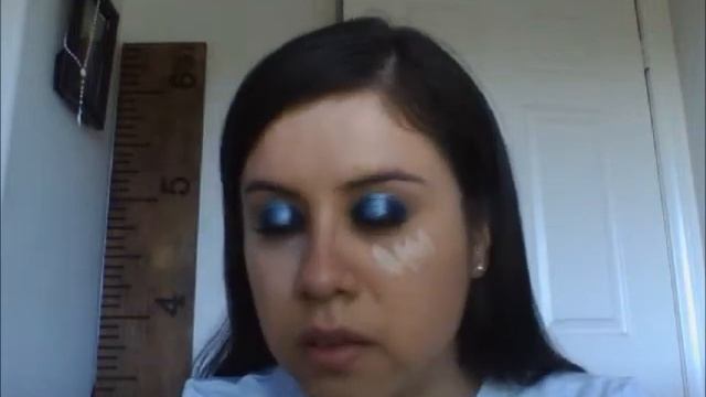 Blue Silver Eye Look смотреть онлайн