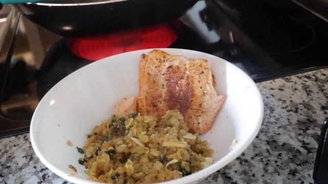 What I eat in a day to lose weight| 1600 calorie diet plan * REALISTIC* смотреть онлайн