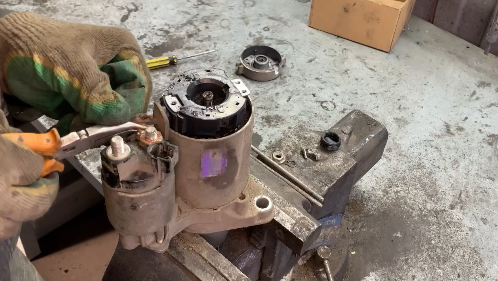 Ремонт стартера. Toyota, при повороте ключа тишина. +совет по подбору новых запчастей смотреть онлайн