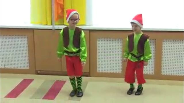 Танец гномов для дошкольников на новогоднем утреннике.mp4 смотреть онлайн