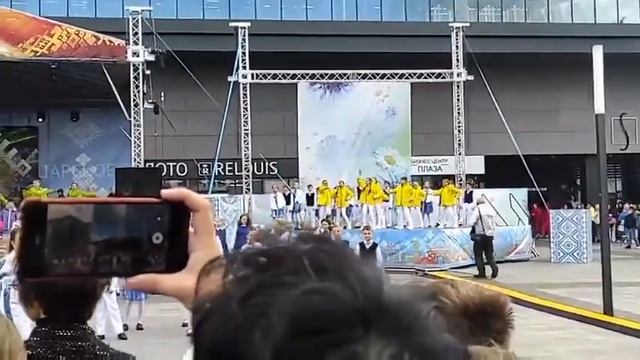 Мы - единое целое! 💛💚💛 смотреть онлайн