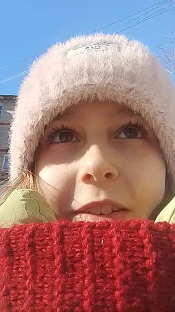 1000011447.mp4 смотреть онлайн