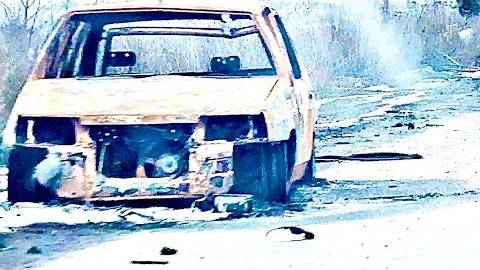 Чем ДАЛЬШЕ, тем СТРАШНЕЙ! Каждые 300м. сгоревшие машины,а Олег Зубков юморит что мы уже ПОЖИЛИ СВОЕ смотреть онлайн