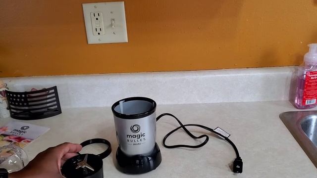 Magic Bullet Mini REVIEW смотреть онлайн