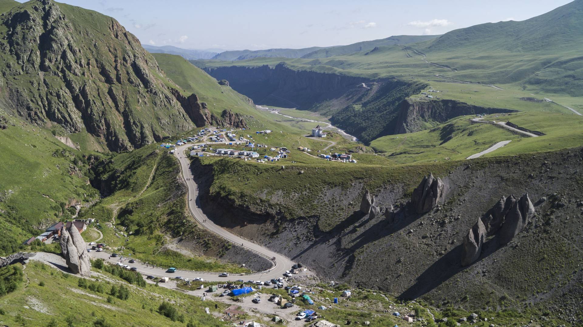 Джилы Су на автомобиле 2021 смотреть онлайн