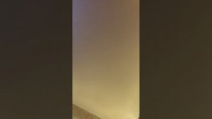 Неадекватная мать избивает свою дочь!