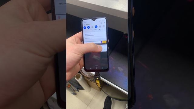 Samsung Galaxy A40 4/64 смотреть онлайн