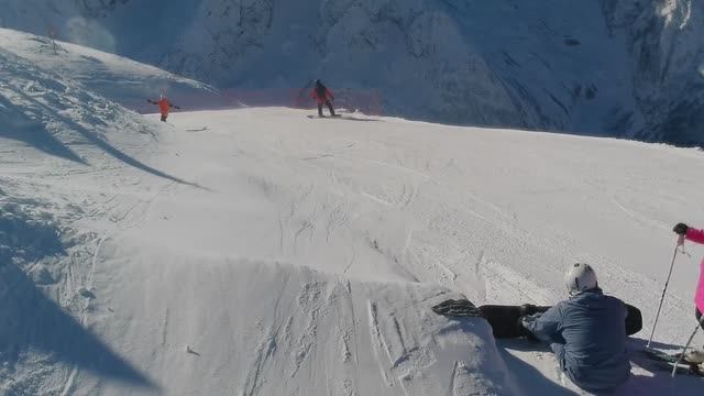 Домбай 2025 98 км/ч по черной трассе Аманауз и Домбай-2 легко? смотреть онлайн