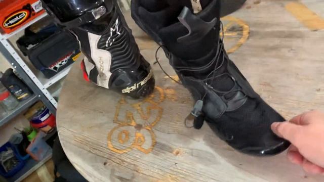 Mein Equipment #05 Meine Stiefel смотреть онлайн