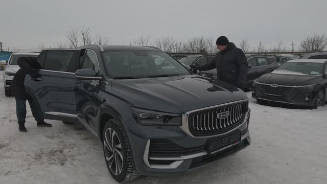 ЗАВЕЗЛИ ЦЕЛУЮ КУЧУ МОНДЖАР! ЦЕНА ПРОСТО БОМБА! За сколько отдали новый GEELY MONJARO FLAGSHIP смотреть онлайн