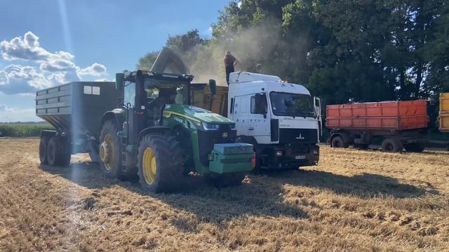 John Deere S770i, John Deere 8R 410, John Deere 8430ПБН-30, LEMKEN Rubin 10 смотреть онлайн