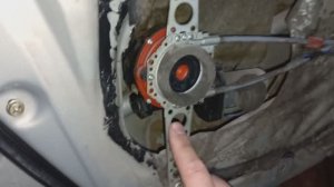 Ремонт электростеклоподъёмника в автомобиле BYD F3 (Toyota Corolla E120) 2011г