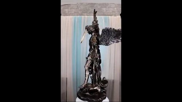 Ebros 45" Tall Grand Saint Michael The Archangel Slaying Satan Lucifer Statue смотреть онлайн