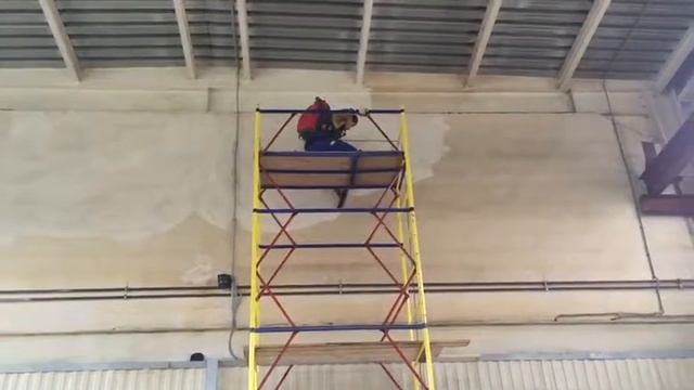 Уборка складов в Москве