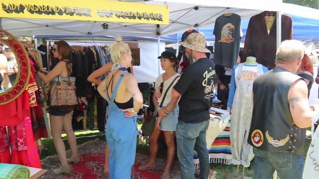 Quick Look: Born-Free 8 Motorcycle Show 2016 смотреть онлайн