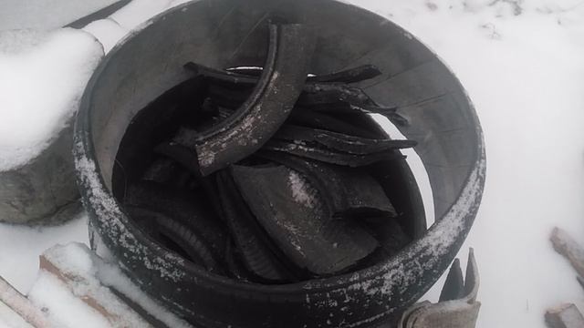 Рубить покрышки VID_20250224_171710