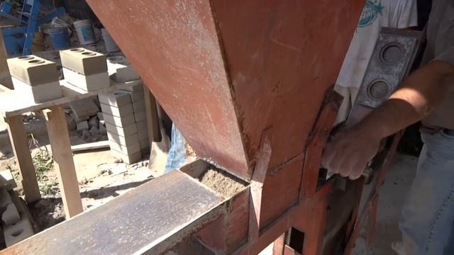 Soil Stabilized Brick Manufacturing Trial AggreBind смотреть онлайн