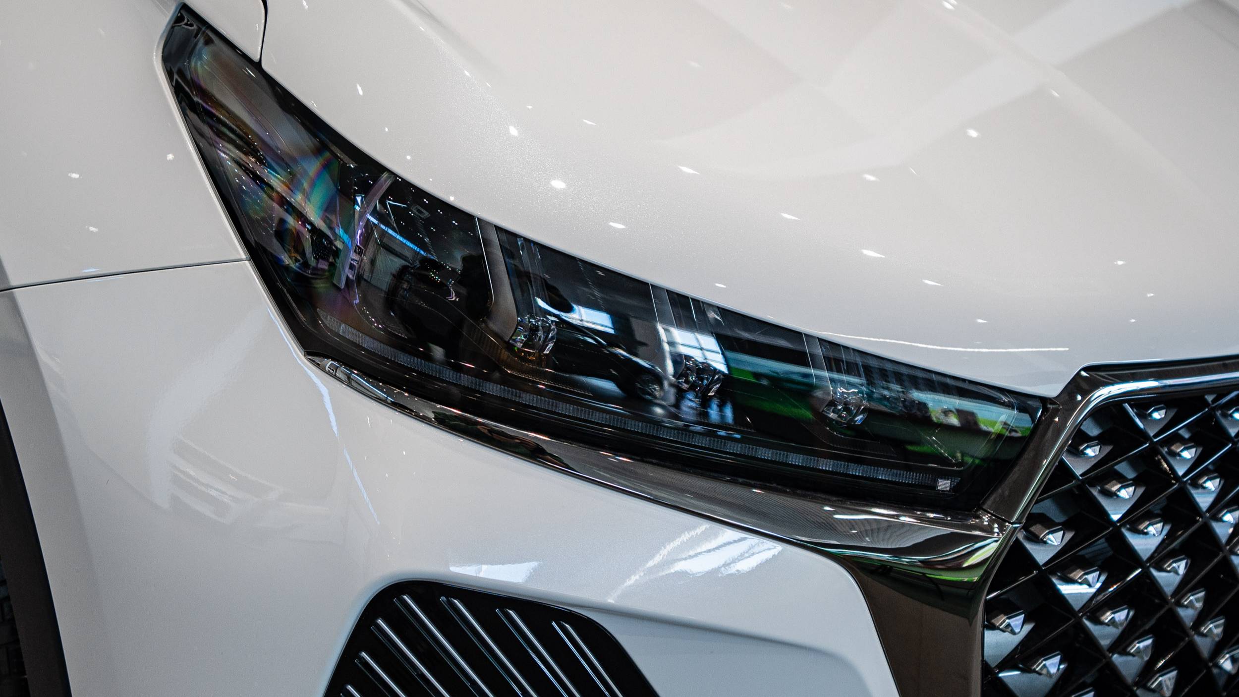 CHERY TIGGO 7 PRO MAX (Ultra) Белый-черный смотреть онлайн