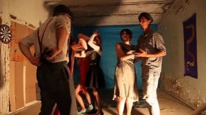 В роли попы-попа Наца:)