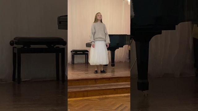 Ш. Гуно "Фауст" - Романс Зібеля смотреть онлайн