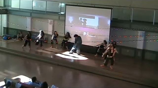 Vassar Ballroom Dancing Club Dancing with the Professors 2009. SASA performance смотреть онлайн