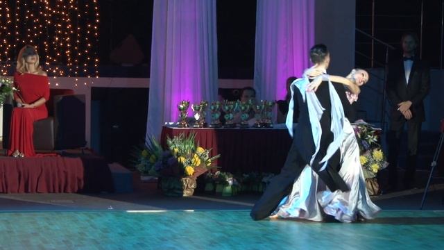 Victor Fung - Anastasia Muravyova, Showdance Slow Fox смотреть онлайн