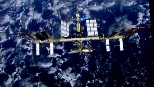 Space Oddity Канадский астронавт Кристофер Хэдфилд смотреть онлайн