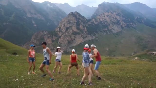 Чегем LA SALSA DEL AMOR смотреть онлайн