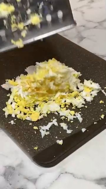 Пикантный салатик. смотреть онлайн