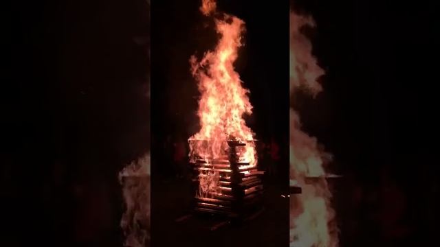 Костёр замедленная съёмка смотреть онлайн