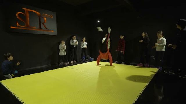 Break Dance Kids Class - LEMON N.E.R.D. & Rihanna/ Instructor @ İnan Torlak смотреть онлайн