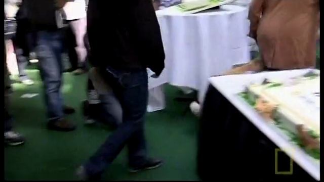 Lassie surprises Cesar Millan @100th episode смотреть онлайн