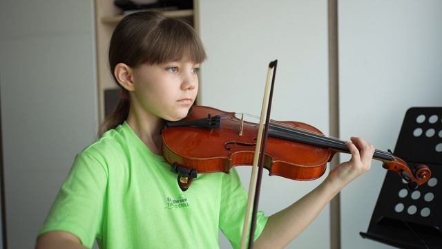 В.А.Моцарт ,,Менуэт" смотреть онлайн