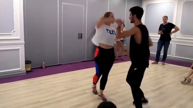 Sergey Gazaryan & Katharine - Salsa Cubana Сергей Газарян и Екатерина - Сальса кубана смотреть онлайн