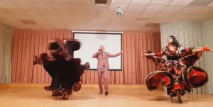 Цыганский танец "Мохнатый шмель". Артур Кремнев и коллектив цыганского танца "Экспромт". Шоу-балет.