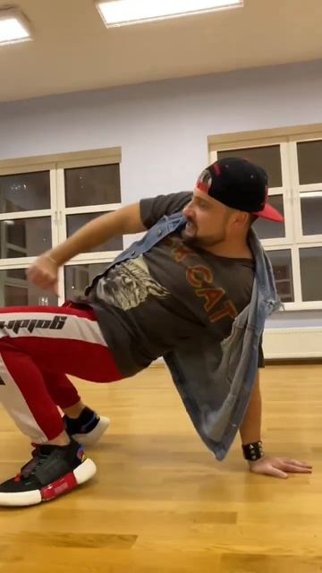 O Saki Saki Trend | #shorts Dance By Kolya Korolev