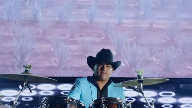 Los Alegres del Barranco - Te Mega Amo смотреть онлайн
