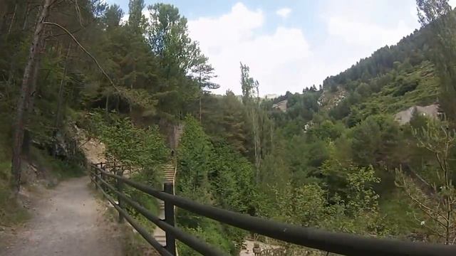 Artigas Gardens by Antoni Gaudi, clip 2 смотреть онлайн