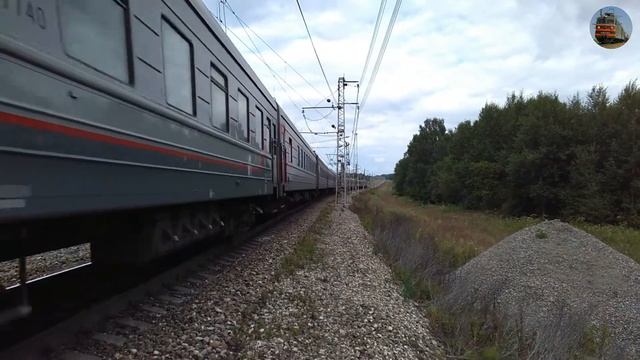 Электровоз ЭП2К-367 с пассажирским поездом смотреть онлайн