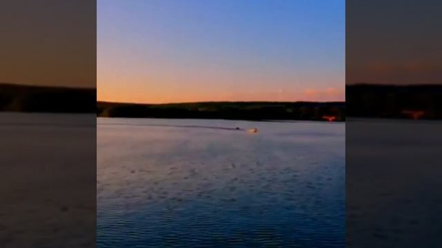 Жақсы ән тыңдап отырыңыздар! Бейбіт Дәлденбай. Сөзі Ибрагим Иса.«АҚ ҚАНАТ ӘН» смотреть онлайн