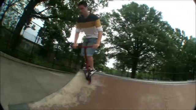Andrew Hayes Scooter Check Plus Clips смотреть онлайн