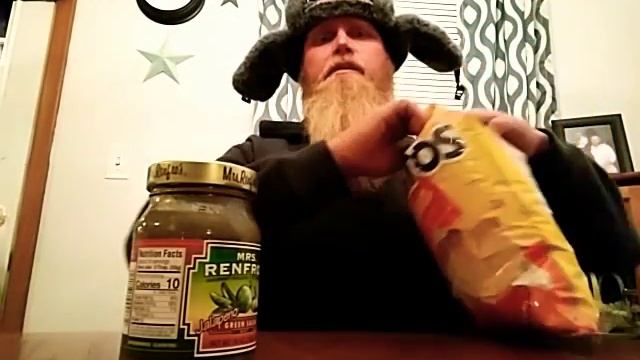 FanFuck Tastes Salsa!