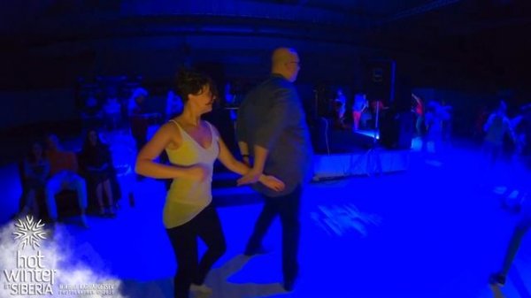 SuperMario salsa & Svetlana Ray. Salsa social dancing. Hot Winter in Siberia