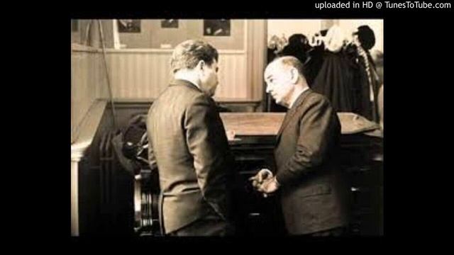 Shura Cherkassky plays Hindemith Sonata N. 3 - 1. Ruhig bewegt смотреть онлайн